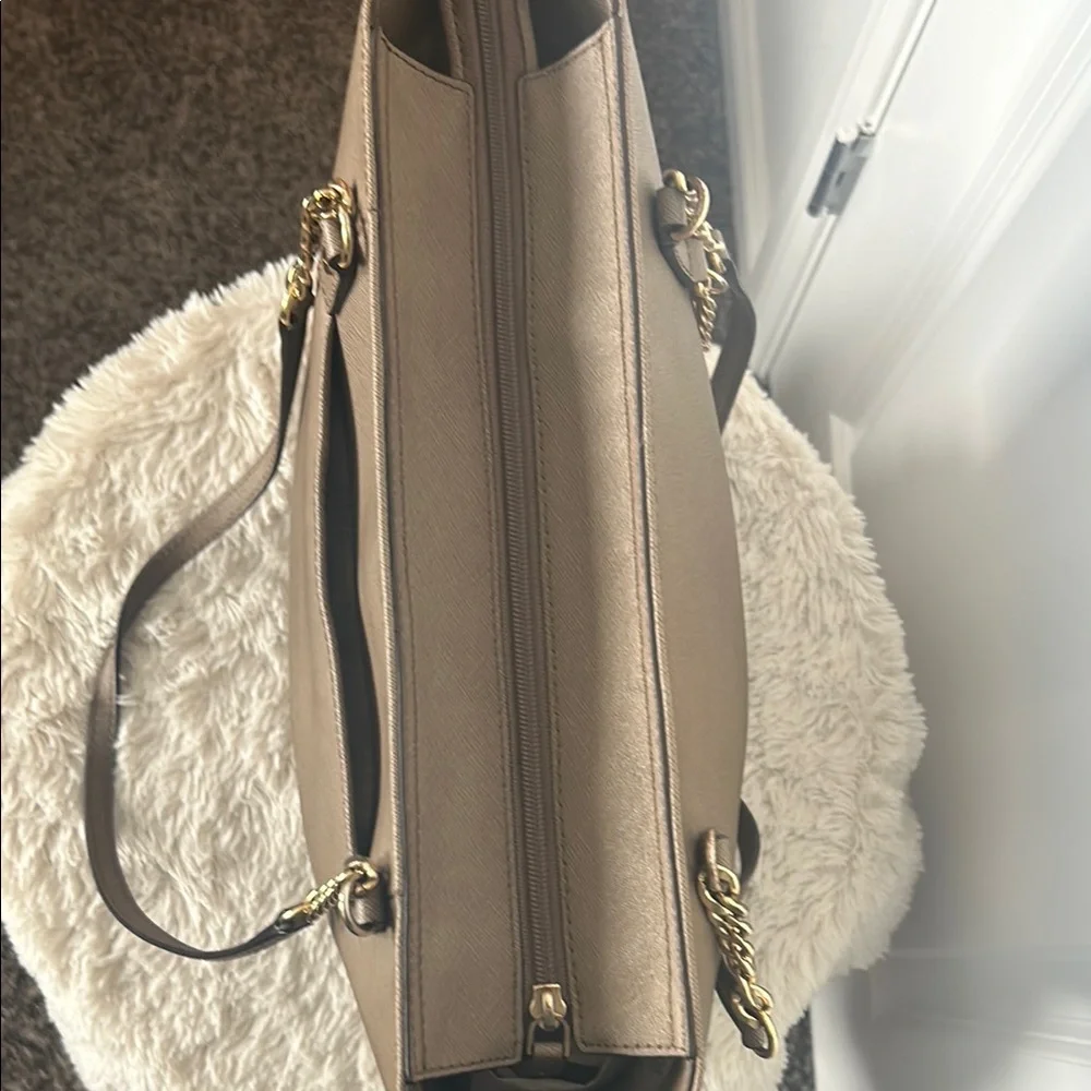 Michael Kors Brown Tote with Structured Design and Silver Accents - Picture 3 of 6